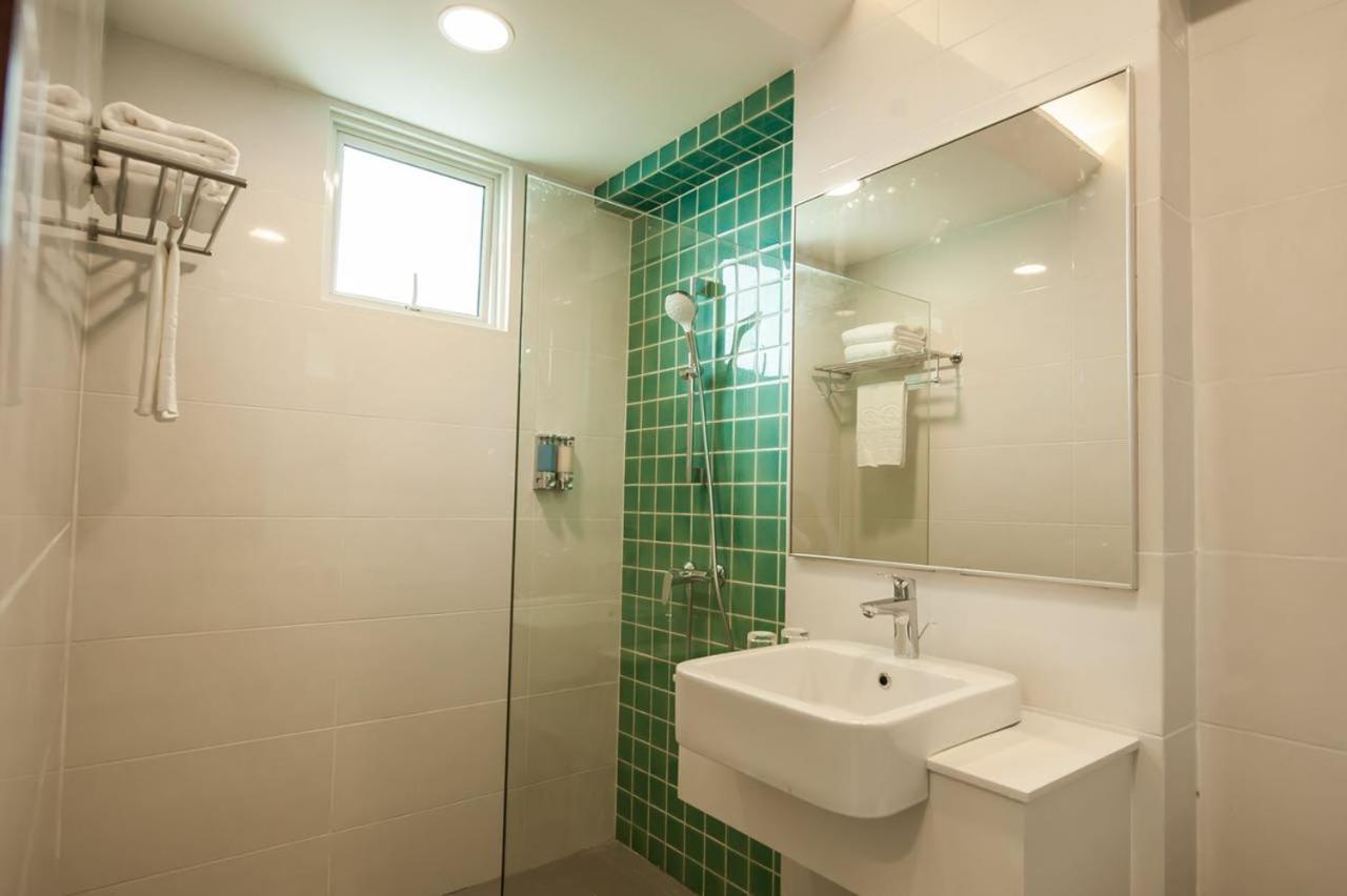 Aman Hills Hotel Kampong Timbunan Экстерьер фото