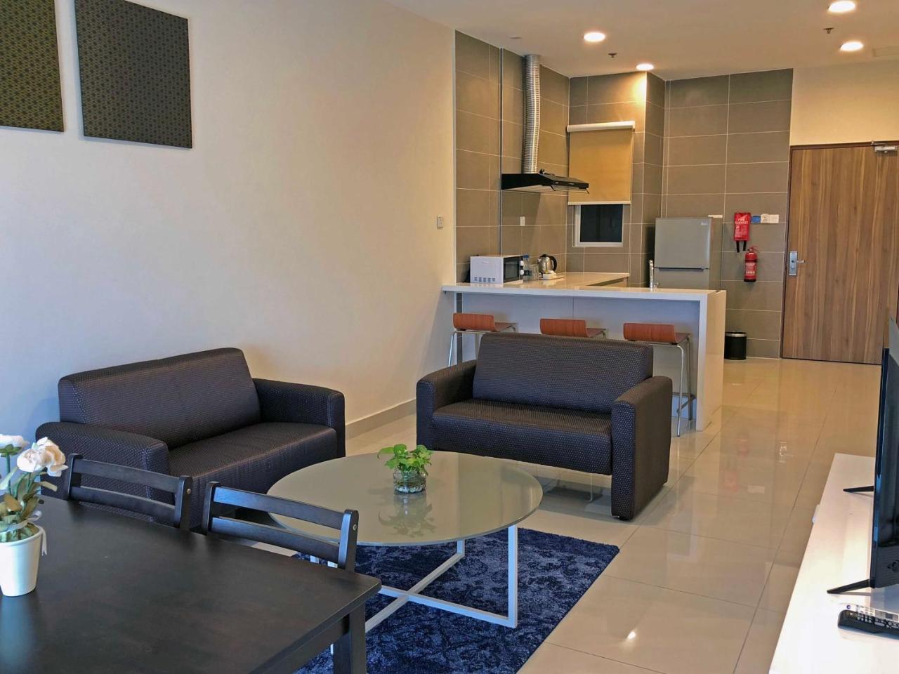 Aman Hills Hotel Kampong Timbunan Экстерьер фото