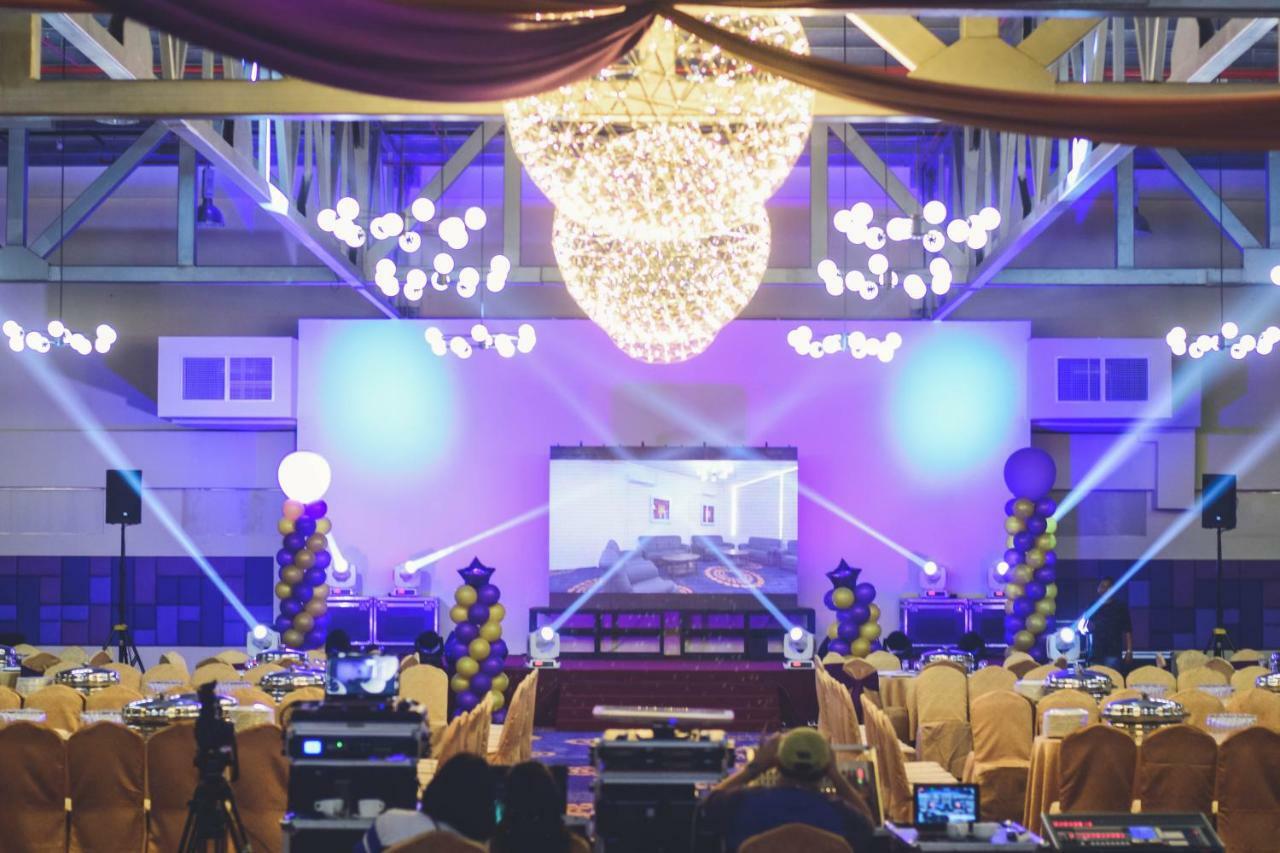 Aman Hills Hotel Kampong Timbunan Экстерьер фото